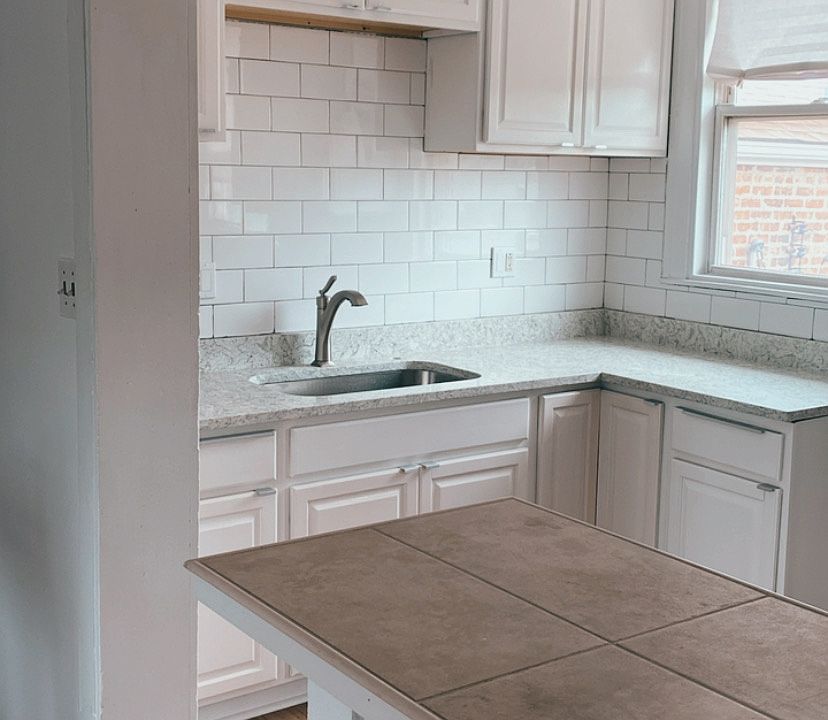 1st image of 4410 S Christiana Ave #2