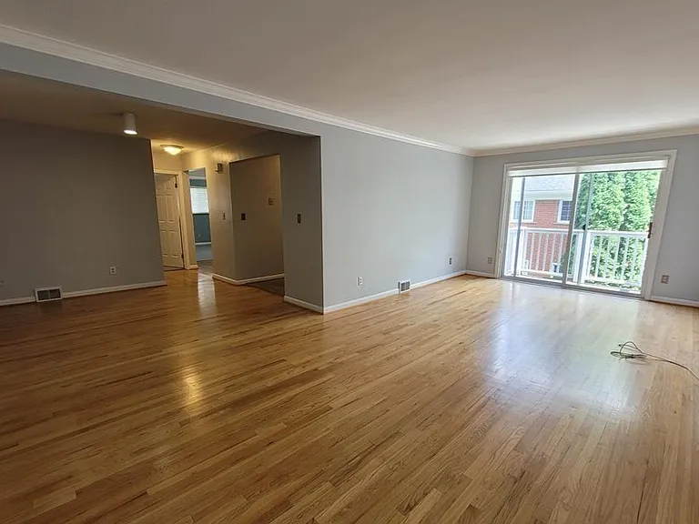 463 N Eton St #D2 — Photo 2