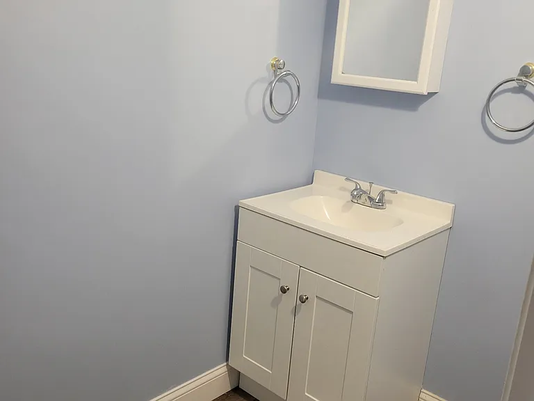 Coral Dr — Photo 12