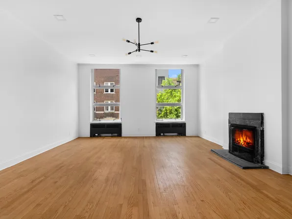 33 West 9th Street image 16 of 24