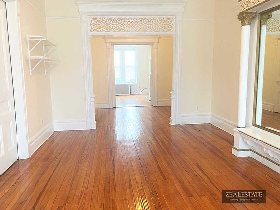 3rd image of 4711 6th Ave #2