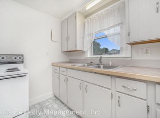 405 15th St APT C, Cramerton, NC 28032