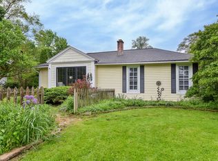 27W355 Mack Rd, Wheaton, IL 60189