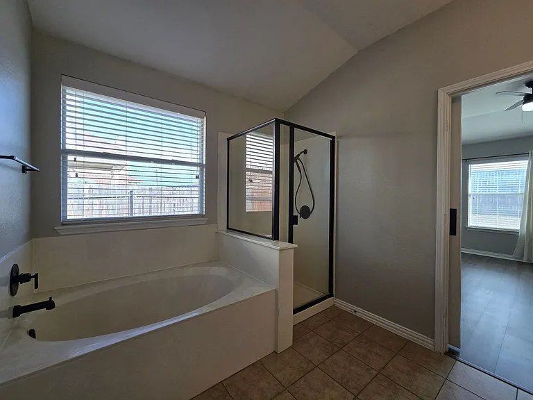 2609 Red Fern Dr — Photo 18