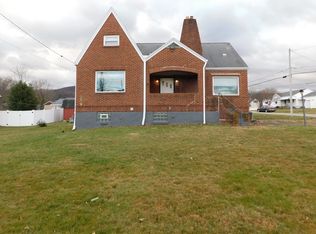 184 Hopwood Fairchance Rd, Hopwood, PA 15445