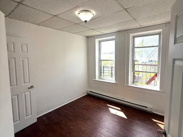 280 Verona Ave, Newark, NJ