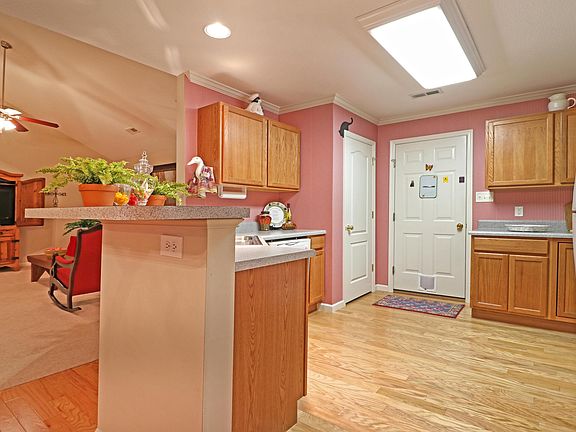 5th image of 7113 La Christa Way #63