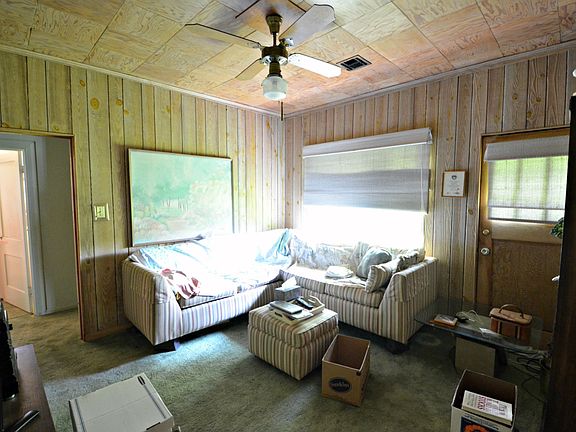 4th image of 2825 Las Palmas Dr