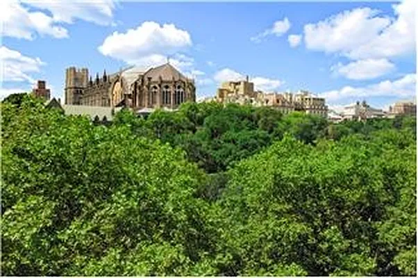 Sold by Nest Seekers International | media 31