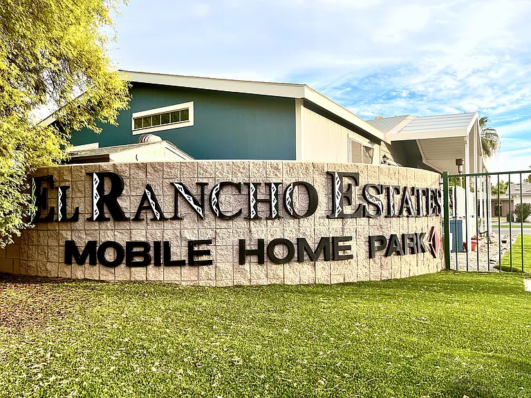 El Rancho Estates — Photo 1