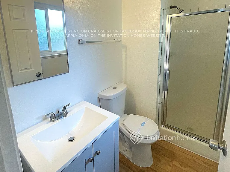 1104 Charles St — Photo 14