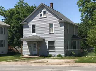 1010 W Locust St, Davenport, IA 52804