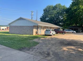 1000 S Crawford St, Clarksville, AR 72830