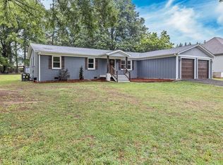 1843 Oak Ridge Rd, Oak Ridge, NC 27310