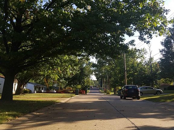 4th image of 324 Crest Ave