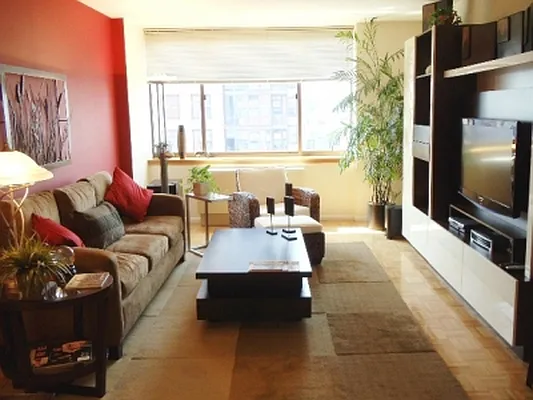 Rented by Citi Habitats | media 37