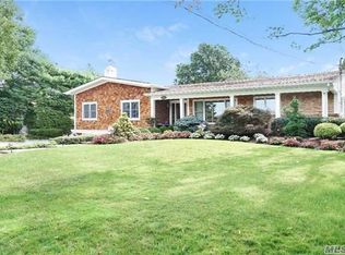 345 Snug Harbor Rd, Greenport, NY 11944