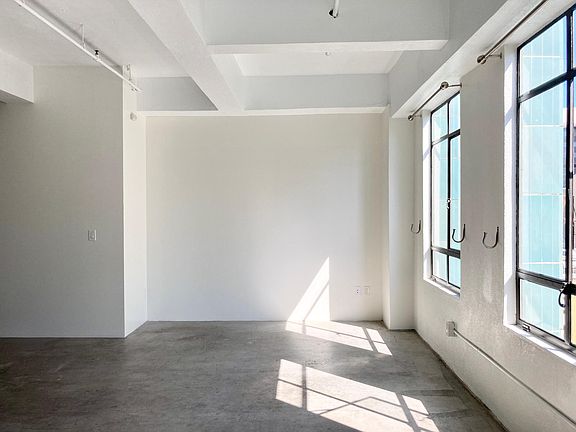 4th image of 849 South Broadway