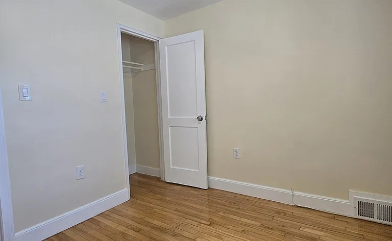 84 Gladeside Ave #2 — Photo 9