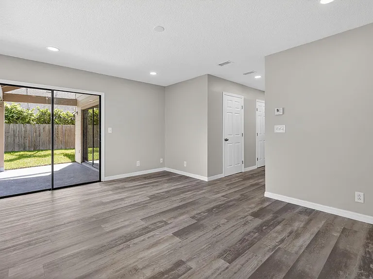 6119 Mullin St — Photo 19