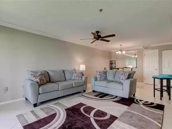 2400 Feather Sound Dr, Clearwater, FL