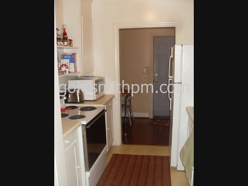 1st image of 1 Byrd Blvd APT 6