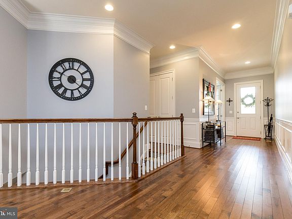 5th image of 15393 Bull Run Estates Dr