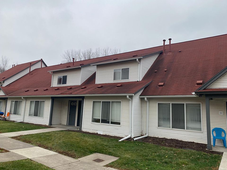 1st image of 15051 Greenhaven Dr #1G