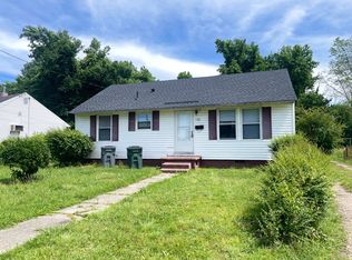 126 E Weaver Rd, Hampton, VA 23666