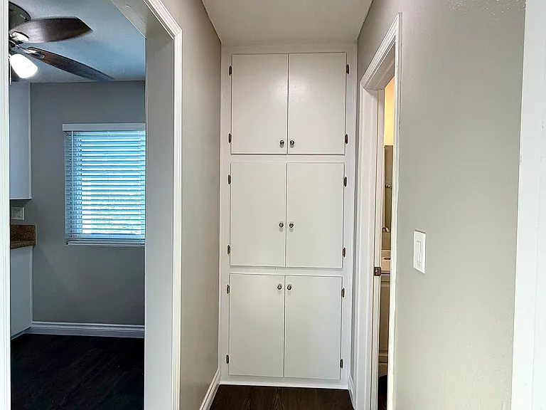 Evart Apartments — Photo 17