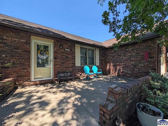 3rd image of 7333 E Troy Ct