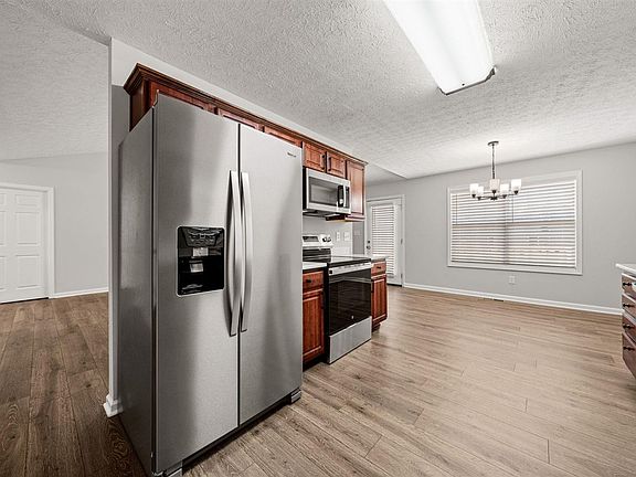 5th image of 508 Hilton Ct