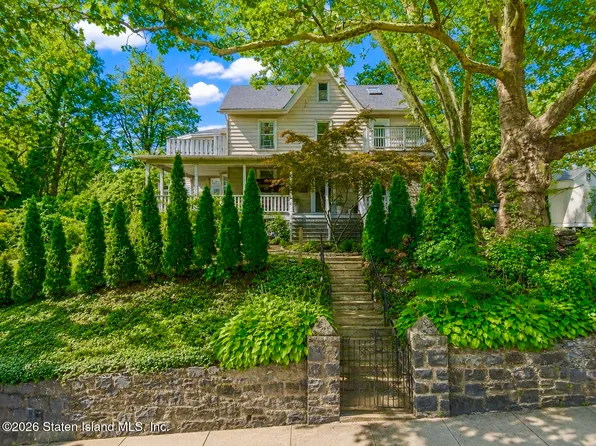 168 Cebra Ave, Staten Island, NY 10304