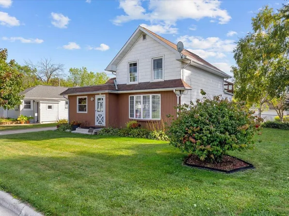 229 First AVENUE, Adell, WI 53001
