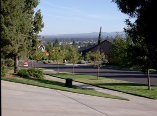 2466 NW Hemmingway St, Bend, OR 97703