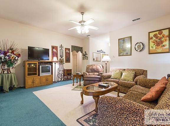 4th image of 5000 Daffodil Dr