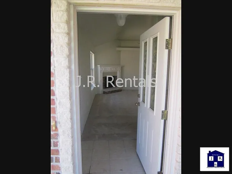 1906 Flagstaff Dr — Photo 51