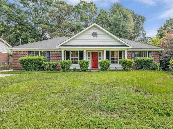 9378 Seven Hills Curv S, Mobile, AL 36695