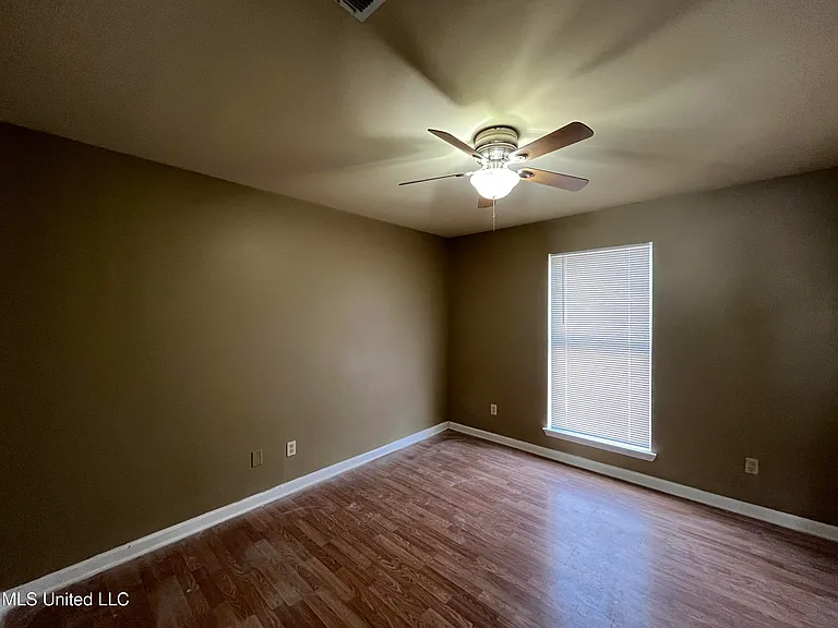 6165 E Lamar St — Photo 6