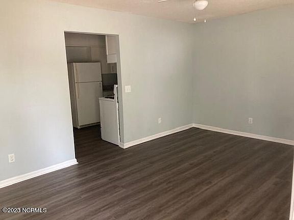 2nd image of 709 Johnston St APT W