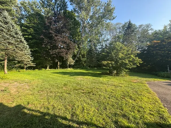 6 Ambler Ct, Natick, MA 01760