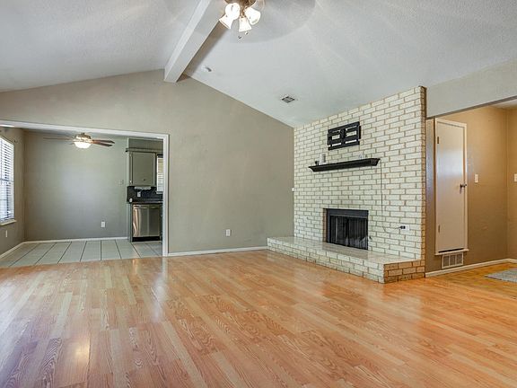 2nd image of 7715 Avenue V