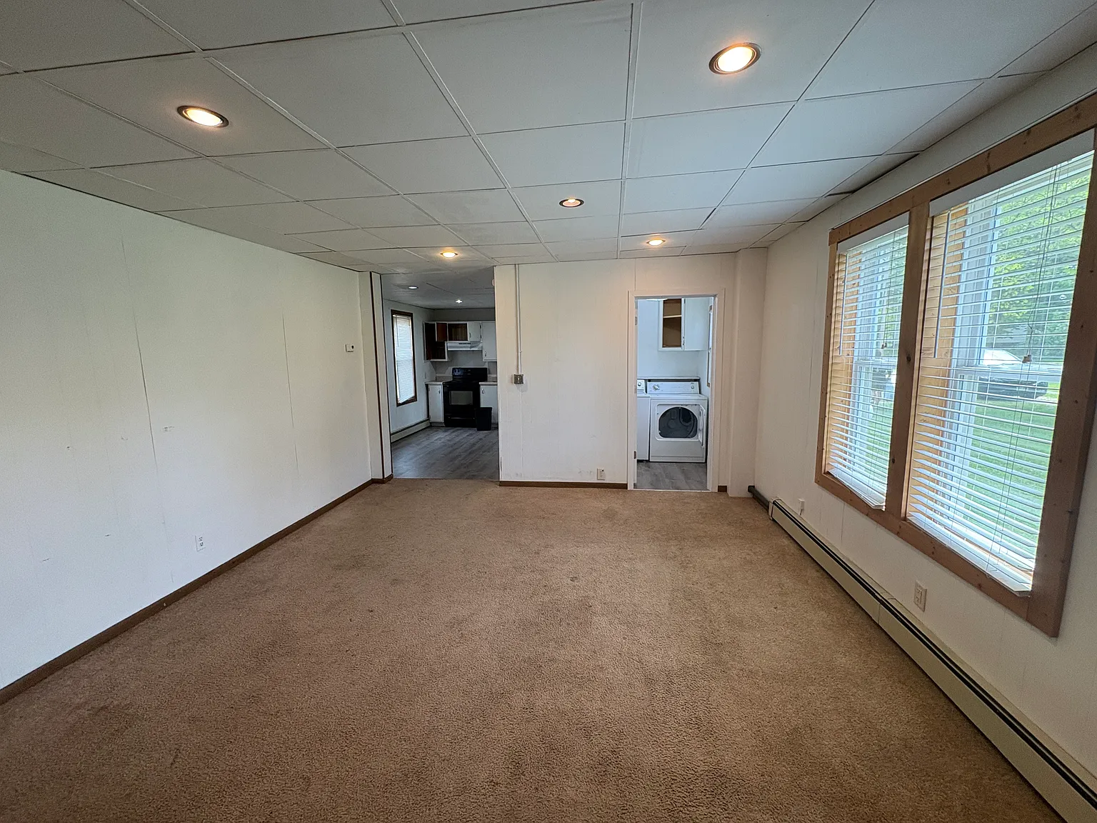 3 bed, 1250 sqft, $1,280 — Photo 4