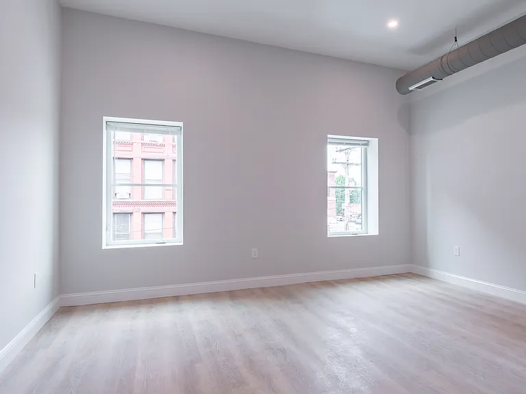 146 Main St #203 — Photo 10