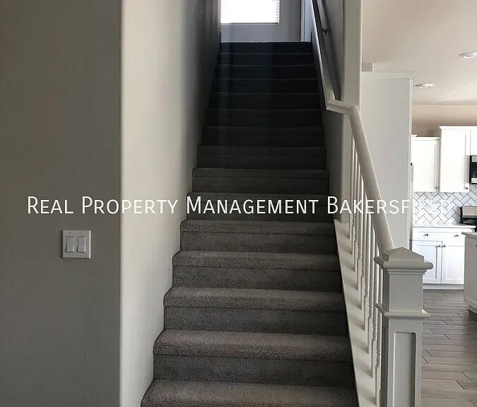9009 Village Oaks Way — Photo 7