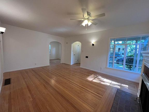 4th image of 1208 V St #1208