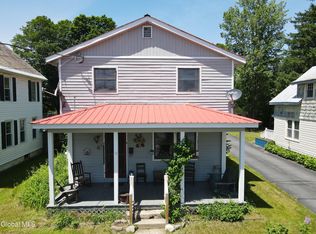 11 Third Avenue, Warrensburg, NY 12885