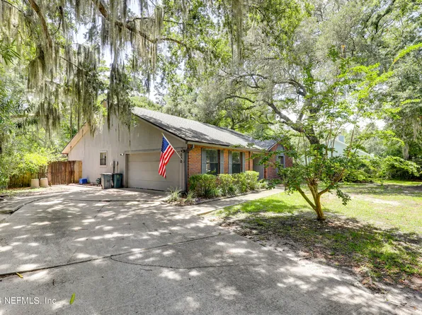 540 Majestic Wood Dr, Fleming Island, FL 32003