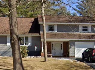 17 Old Glory Ln, Ballston Spa, NY 12020