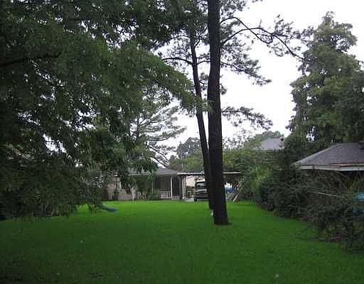 2nd image of 731 Canton St